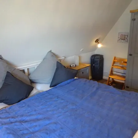 Haus Neuborn Obergeschoss Apartment Groemitz