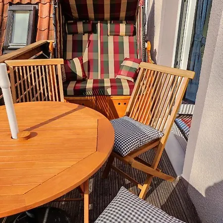 Haus Neuborn Obergeschoss Apartment Groemitz